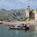 In Starigrad-paklenica 6860 Appartamento *