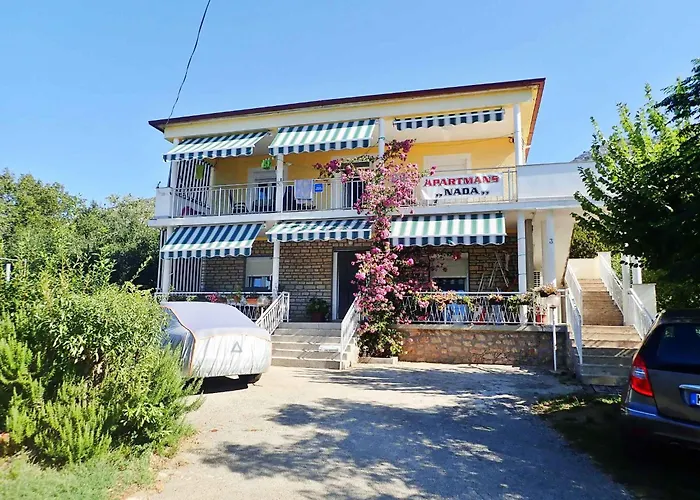 In Starigrad-paklenica 6860