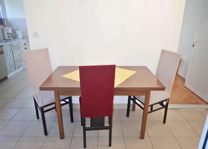 Appartement In Starigrad-paklenica 6860 Starigrad Paklenica