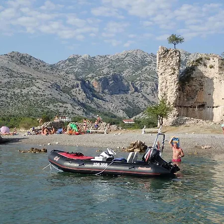 In Starigrad-paklenica 6860 Appartamento *